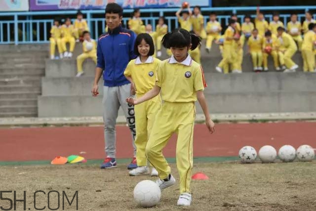 踢足球的好處有哪些？踢足球的壞處有哪些？