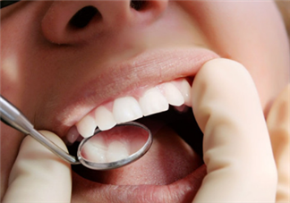 牙齒內側的黃垢怎么去除？每天刷幾次牙齒最合適？