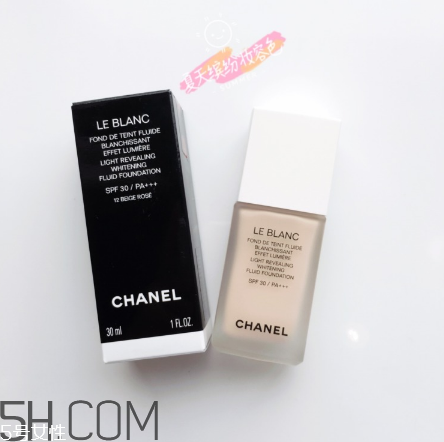 香奈兒臻白防曬粉底液好用嗎？香奈兒底妝產(chǎn)品使用感