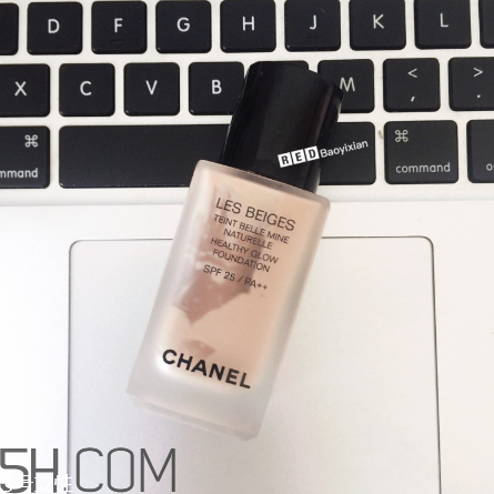 香奈兒臻白防曬粉底液好用嗎？香奈兒底妝產(chǎn)品使用感