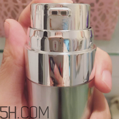 倩碧淡斑精華能見光嗎？有效嗎？