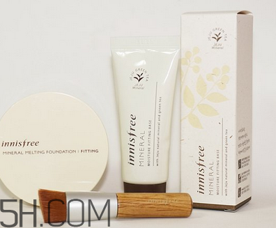 悅詩風吟隔離霜哪款適合黃皮？悅詩風吟隔離霜色號推薦