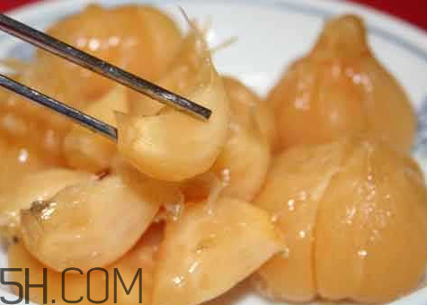 大蒜腌制時(shí)間長能吃嗎 腌大蒜可以保存多久 大蒜腌制時(shí)間長能吃嗎 腌大蒜可以保存多久