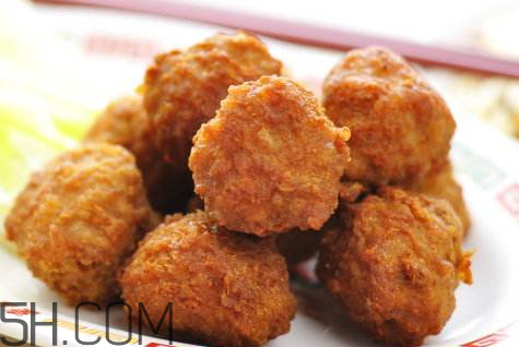 炸肉丸需要什么火候 炸丸子用大火還是小火 炸肉丸需要什么火候 炸丸子用大火還是小火