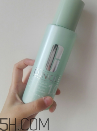 倩碧爽膚水哪個(gè)不含酒精？哪個(gè)適合敏感皮？