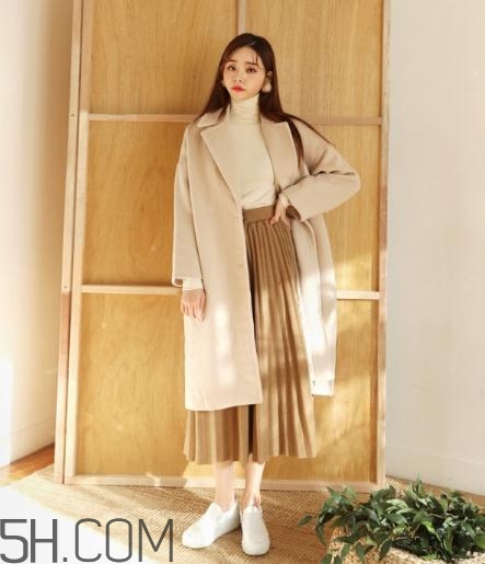 冬天穿裙子配什么鞋子？冬天穿裙子配什么鞋好看？