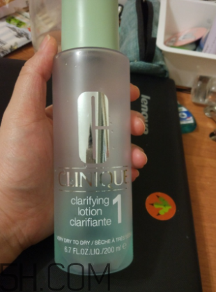 倩碧1號(hào)水與1.0號(hào)水有啥區(qū)別？哪個(gè)好用？