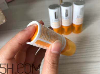 倩碧維C修復(fù)安瓶用在哪一步？能美白嗎？