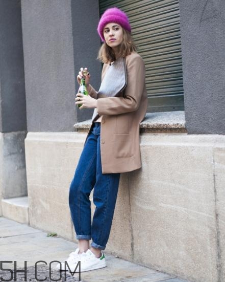 羊絨大衣搭配什么鞋子？羊絨大衣搭配鞋子圖片