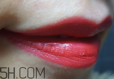 倩碧小方唇膏哪個(gè)色號(hào)最好看？哪個(gè)色號(hào)最火？