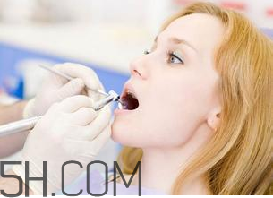 烤瓷牙洗牙要注意什么？洗牙的危害