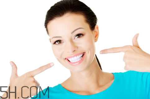 洗牙有什么好處？洗牙有什么壞處？