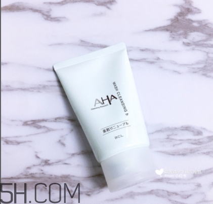 aha果酸洗面奶好用嗎？aha果酸洗面奶傷皮膚嗎？