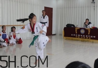 跆拳道考黃帶有哪些要求？跆拳道可以跳級(jí)考嗎？