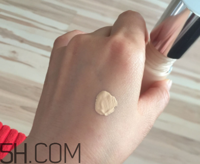 倩碧魔妝點(diǎn)點(diǎn)棒是干啥的？產(chǎn)品評(píng)測(cè)