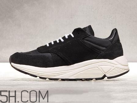 off white arrow復(fù)古運(yùn)動(dòng)鞋多少錢(qián)_在哪買(mǎi)？