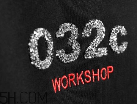 032c施華洛世奇水晶腰包多少錢_在哪買？