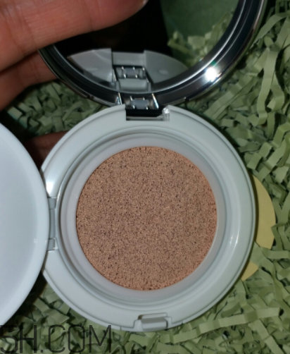 倩碧氣墊BB霜持妝效果怎么樣？使用評測