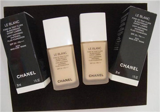 香奈兒臻白防曬粉底液好用嗎？香奈兒底妝產品使用感