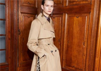 roberto cavalli2018早秋服裝系列好看嗎_有哪些款式？