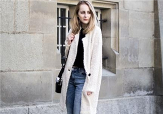 羊絨大衣搭配什么鞋子？羊絨大衣搭配鞋子圖片