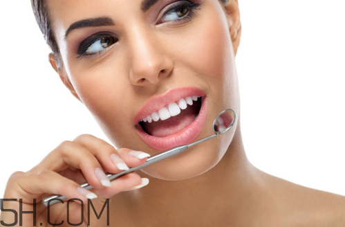 洗牙后牙縫變大是怎么回事？怎么保持牙齒潔白？