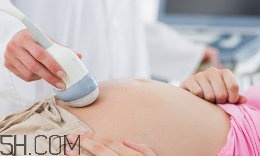b超是檢查什么的？做b超時肚子上涂的是什么？