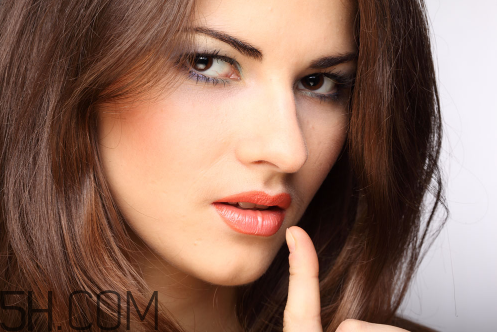 線雕隆鼻后護(hù)理注意事項(xiàng) 線雕隆鼻馬上喝酒有什么壞處 線雕隆鼻后護(hù)理注意事項(xiàng) 線雕隆鼻馬上喝酒有什么壞處