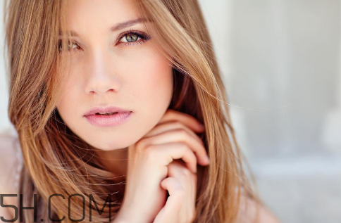 線雕隆鼻后不能馬上化妝的原因 線雕隆鼻后能喝酒嗎 線雕隆鼻后不能馬上化妝的原因 線雕隆鼻后能喝酒嗎