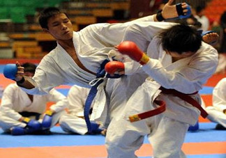 戴眼鏡可以學(xué)跆拳道嗎？高度近視可以學(xué)跆拳道嗎？