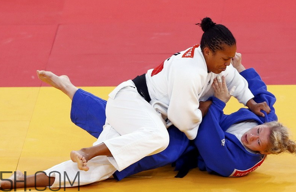 女生學(xué)柔道好嗎？女生學(xué)柔道好還是跆拳道好？