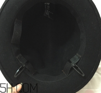 貝雷帽怎么戴不容易掉？三種方法技巧