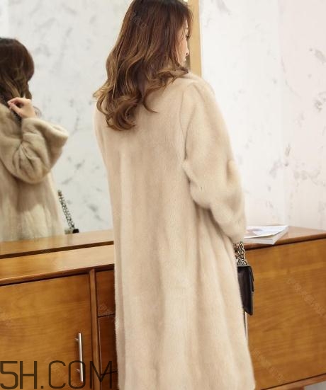 水貂毛大衣掉毛怎么辦？水貂毛大衣會起球嗎？