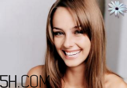 烤瓷牙為什么會有縫隙？烤瓷牙的注意事項有哪些？