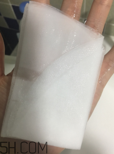 百雀羚小雀幸面膜是補(bǔ)水面膜嗎？什么功效？