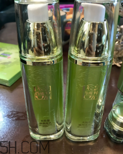 百雀羚水能量套盒適合油皮嗎？適合秋冬用嗎？