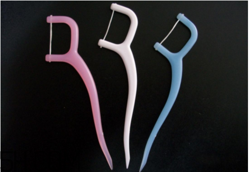 小孩牙齒黃怎么辦？用牙線好嗎？