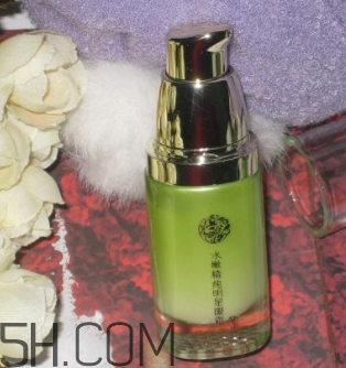 百雀羚明星眼霜使用心得 產(chǎn)品評(píng)測