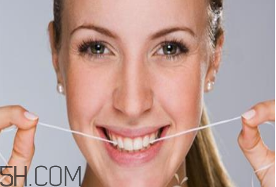 怎么用牙線？預(yù)防牙齒黃的方法