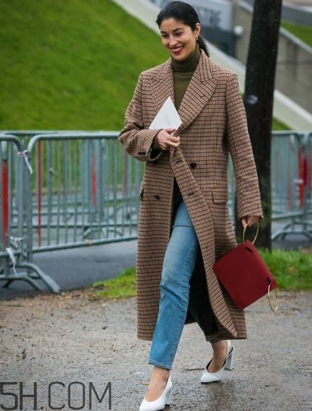 冬天穿九分褲穿什么鞋子？冬天九分褲配什么鞋子好看？