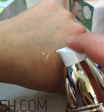 百雀羚美白精華液適合年齡 適合膚質(zhì) 百雀羚美白精華液適合年齡 適合膚質(zhì)