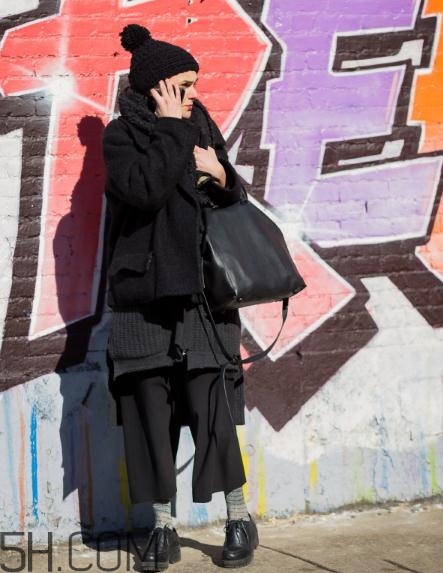 冬天穿九分褲穿什么襪子？冬天穿九分褲腳踝冷怎么辦？