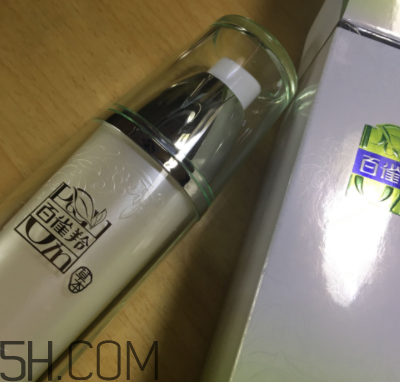 百雀羚亮膚水是清潔水嗎？適合油皮嗎？