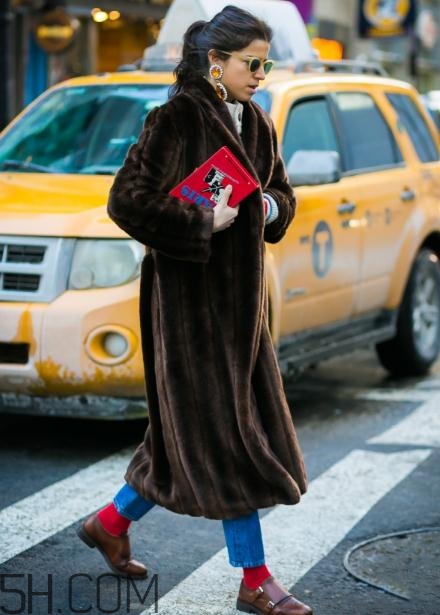 冬天穿九分褲穿什么襪子？冬天穿九分褲腳踝冷怎么辦？