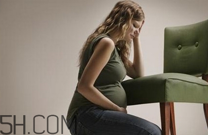 順產(chǎn)會不會不容易難以恢復(fù)體型？孕婦吃魚能夠緩解抑郁癥嗎？