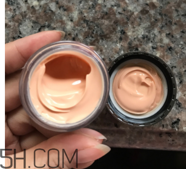 Olay素顏眼霜適合多大年紀？什么功效？