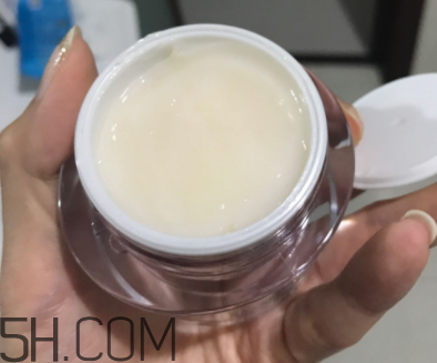 Olay磁力導(dǎo)入面膜可以用手涂嗎？磁力儀咋用？