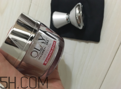 Olay磁力導(dǎo)入面膜可以用手涂嗎？磁力儀咋用？