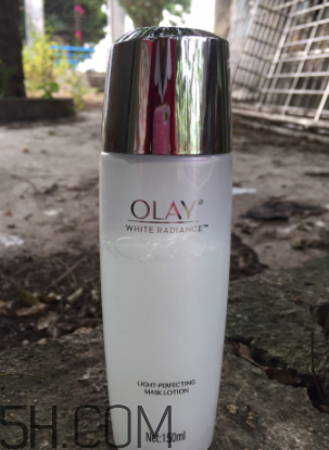 Olay15秒面膜水可以白天用嗎？能見光嗎？