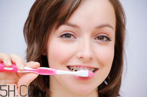 牙套的作用 牙套要戴多久 牙套的作用 牙套要戴多久